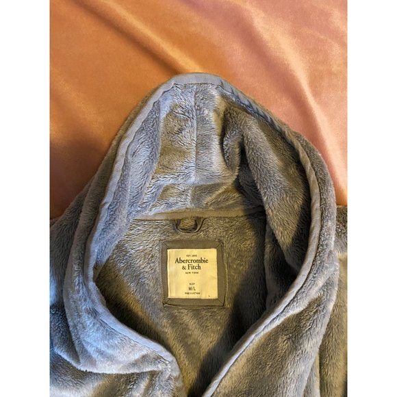 Abercrombie and Fitch Sleep Grey Short Robe Size M/L - Picture 5 of 10